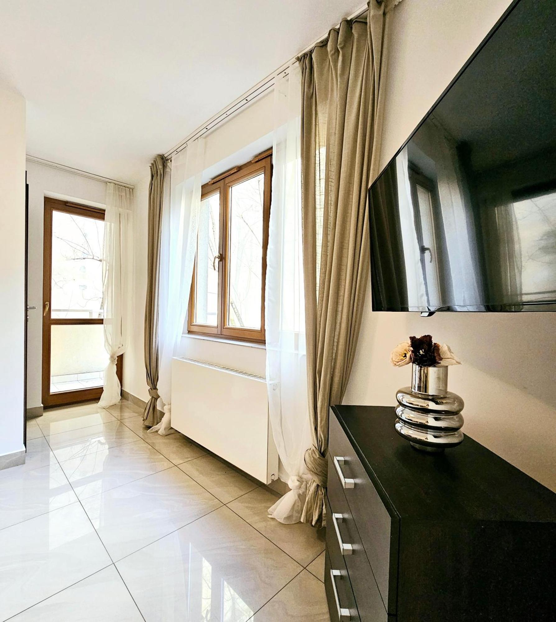 Apartament Quiet Apartment คราคูฟ ภายนอก รูปภาพ