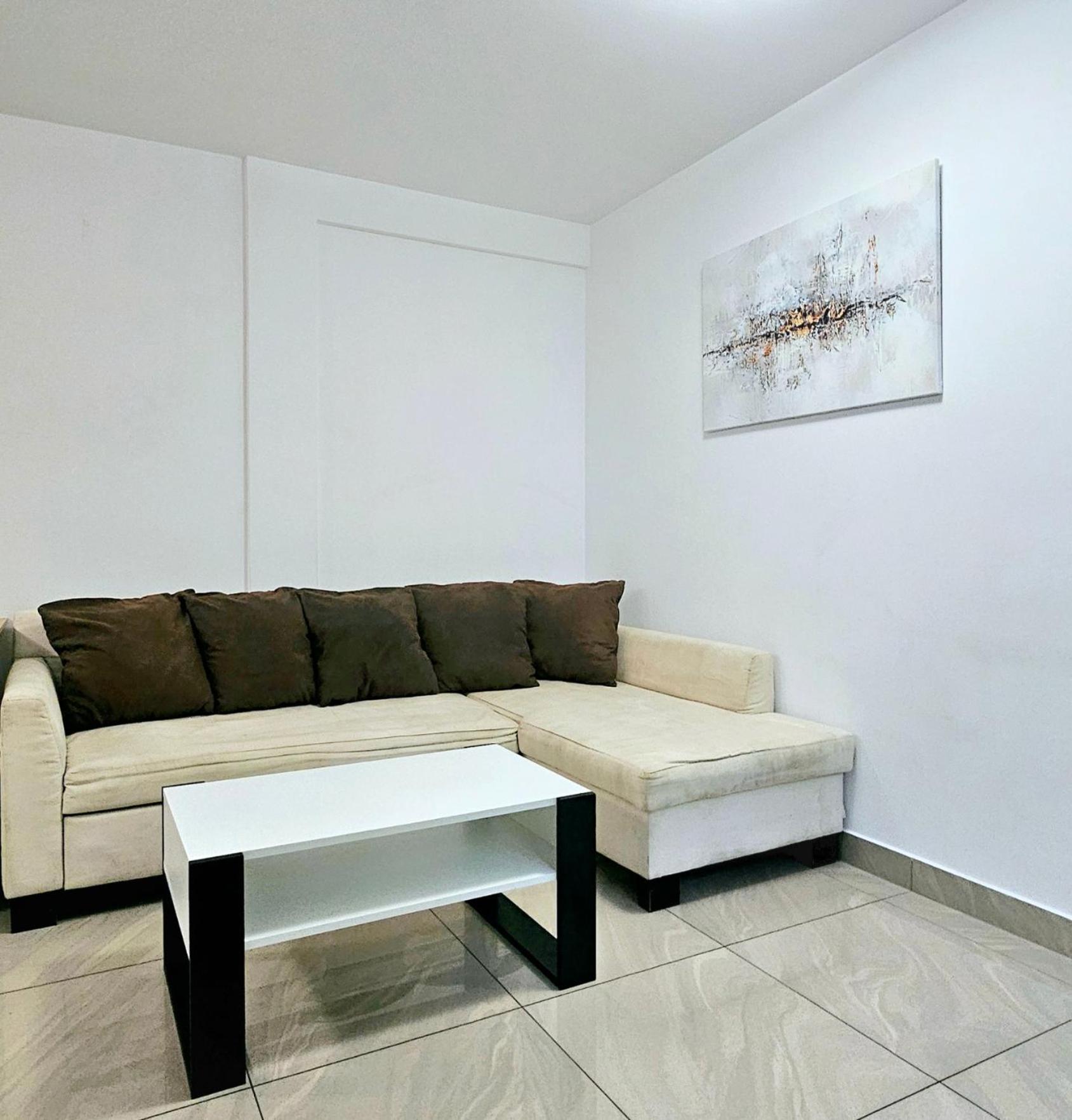 Apartament Quiet Apartment คราคูฟ ภายนอก รูปภาพ